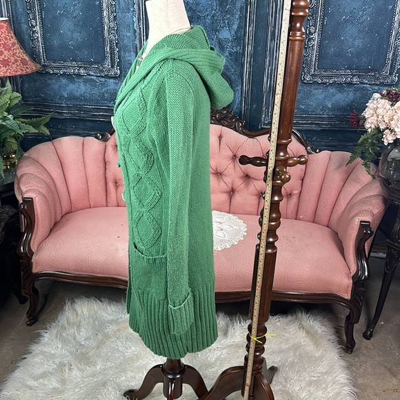 Sagey dusty green cardigan sweater, cable knit toggle buttons pockets and hood - Picture 2 of 9